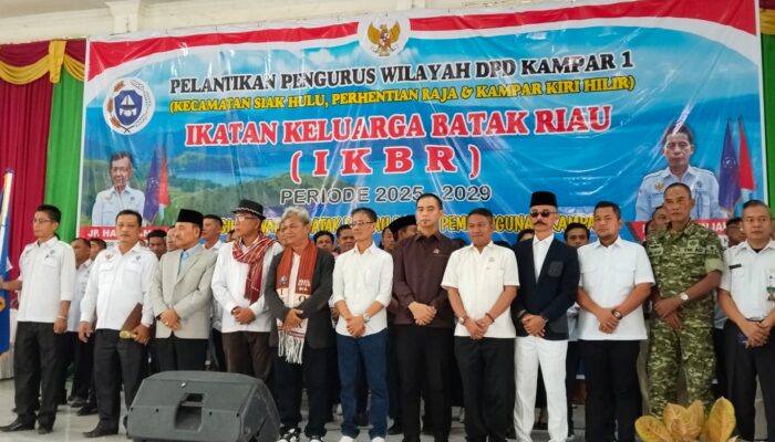 Pelantikan DPD Ikatan Keluarga Batak Riau Dihadiri Anggota DPRD Kampar, Hendri Domo