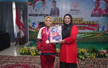 Lantik SOIna dan Lepas Kontingen Atlet Menuju PeSONas ll 2026, Berikut Pesan Wabup Kampar, Misharti