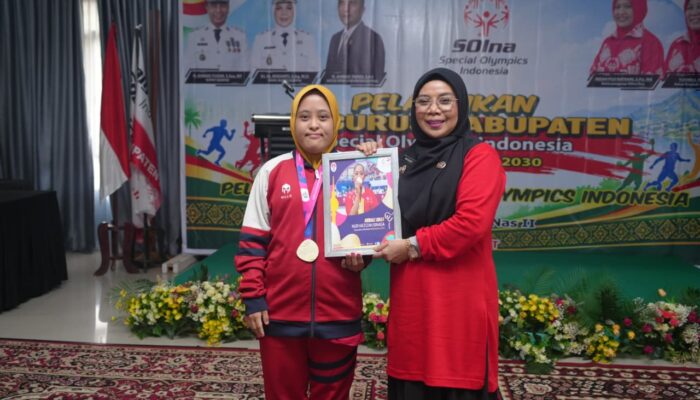 Lantik SOIna dan Lepas Kontingen Atlet Menuju PeSONas ll 2026, Berikut Pesan Wabup Kampar, Misharti